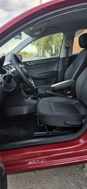Skoda Rapid 1.2 ГАЭОВ ИНЖЕКЦИОН | Auto.bg — изображение 9 Skoda Rapid 1.2 ГАЭОВ ИНЖЕКЦИОН | Auto.bg — изображение 9