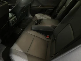 Toyota Camry 2.5 XLE ! Hybrid ! | Auto.bg — изображение 12 Toyota Camry 2.5 XLE ! Hybrid ! | Auto.bg — изображение 12