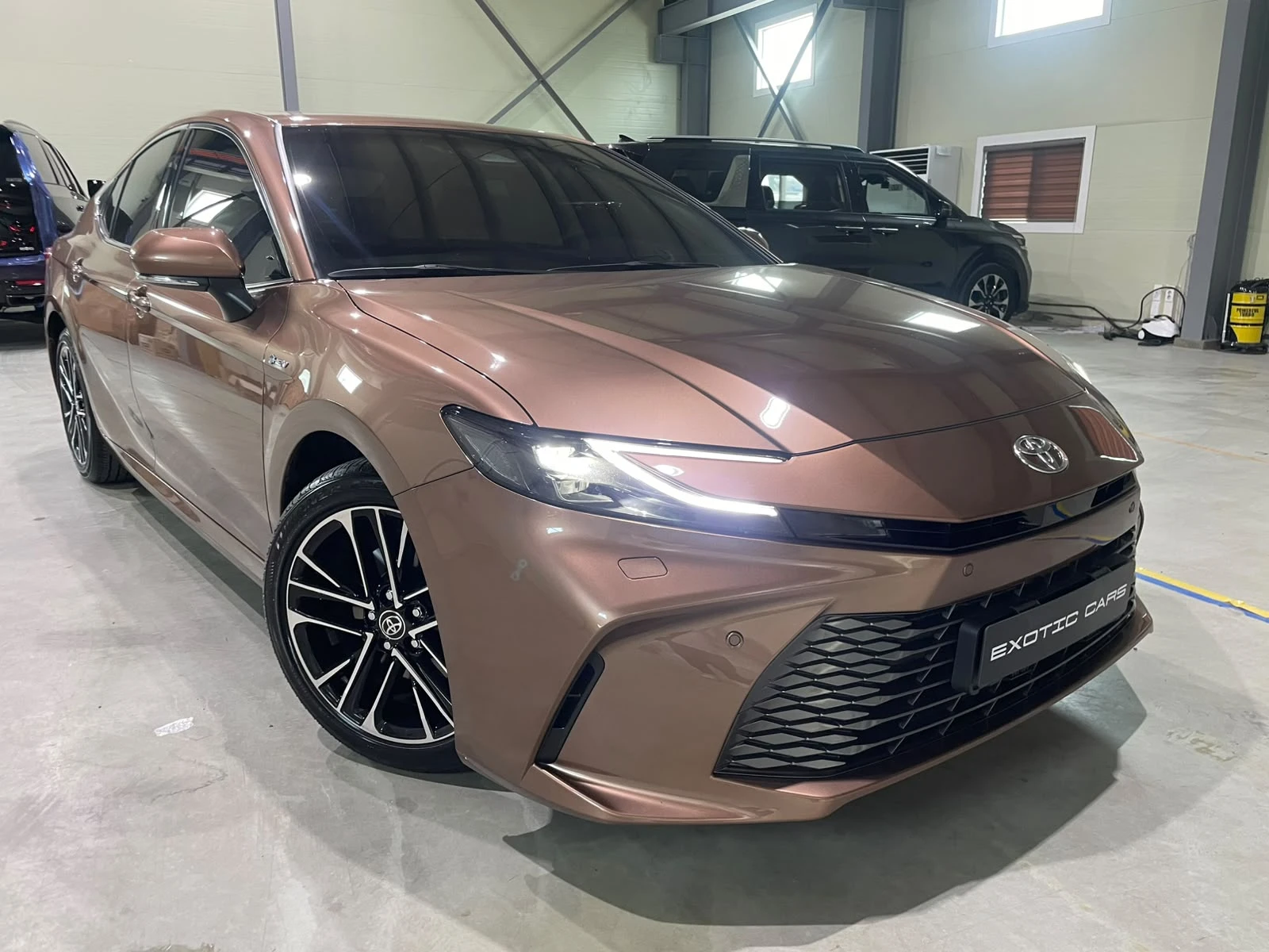 Toyota Camry 2.5 XLE ! Hybrid ! | Auto.bg — изображение 1 Toyota Camry 2.5 XLE ! Hybrid ! | Auto.bg — изображение 1