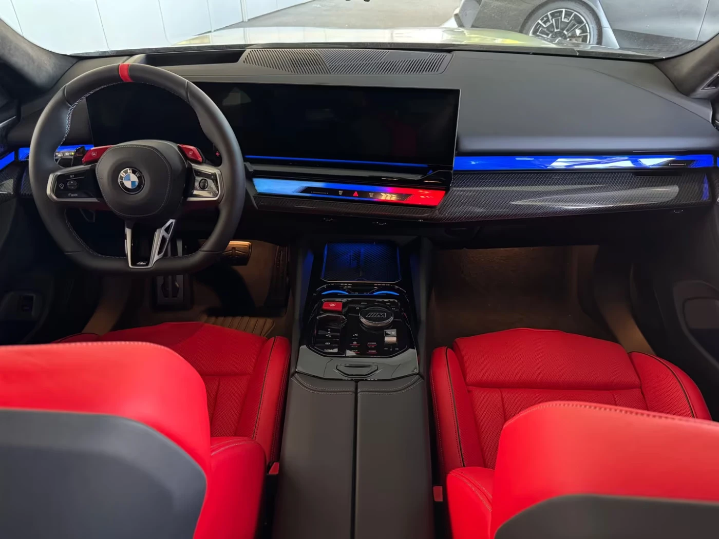 BMW M5 CARBON, Frozen Matt - изображение 8 | Auto.bg BMW M5 CARBON, Frozen Matt - изображение 8