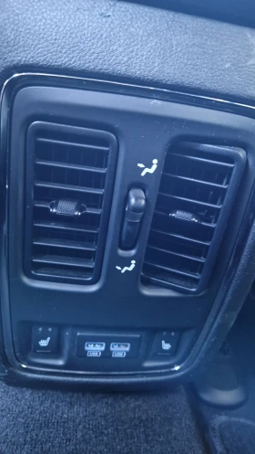Jeep Grand cherokee Overland - 13200 € / 25816.96 лв. - 54017281 14 | Car24.bg Jeep Grand cherokee Overland - 13200 € / 25816.96 лв. - 54017281 14