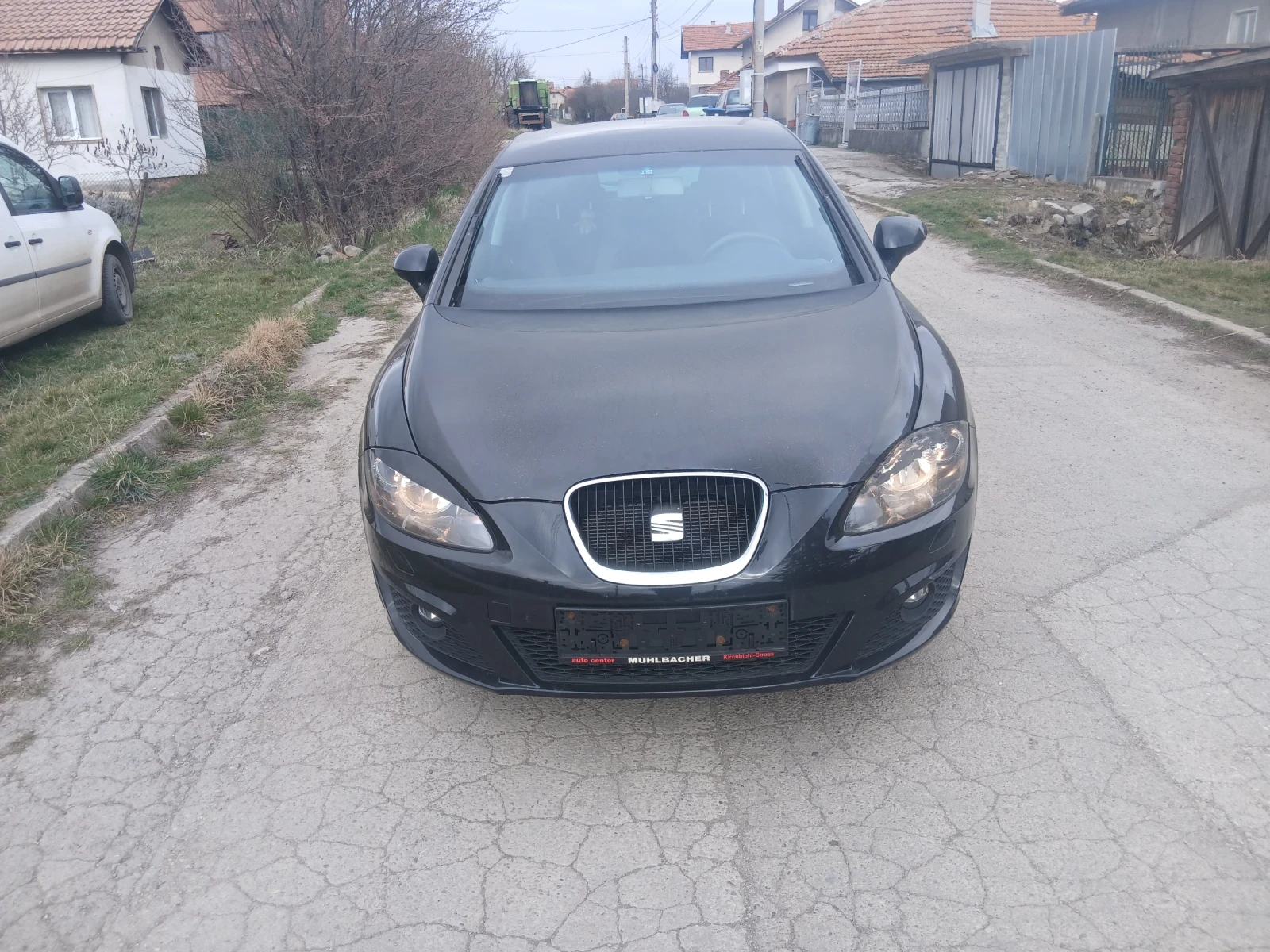 Seat Leon 1.2тси | Auto.bg — изображение 1 Seat Leon 1.2тси | Auto.bg — изображение 1