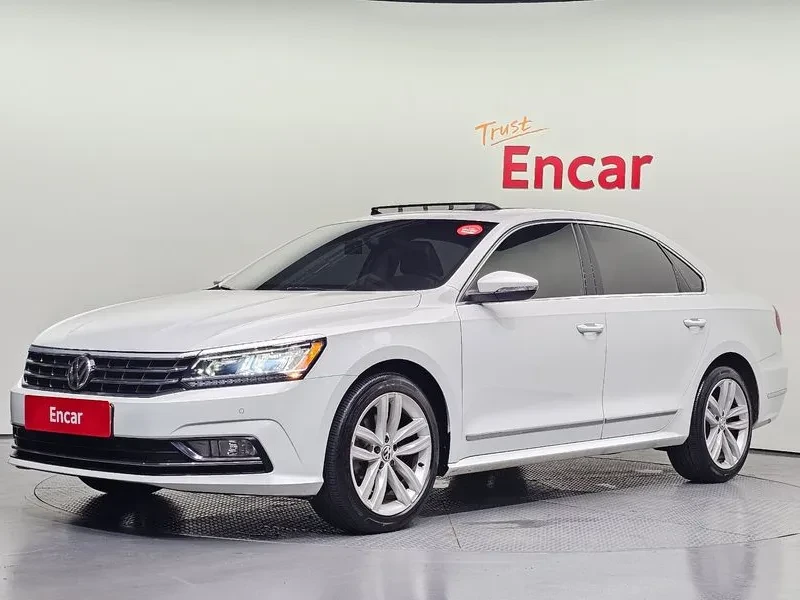 VW Passat 2.0 TSI - САМО 30% АВАНС - 12052 € - 50206732 1 | Car24.bg VW Passat 2.0 TSI - САМО 30% АВАНС - 12052 € - 50206732 1