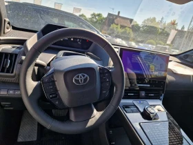 Toyota bZ4X BEV/218HP/LOUNGE/PANO/MEMO/360/JBL/LED/KLESS/525g - 100899 лв. / 51588.84 € - 98687567 12 | Car24.bg Toyota bZ4X BEV/218HP/LOUNGE/PANO/MEMO/360/JBL/LED/KLESS/525g - 100899 лв. / 51588.84 € - 98687567 12