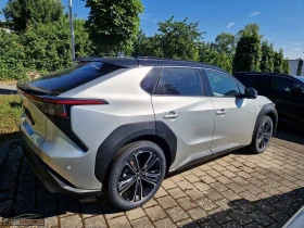 Toyota bZ4X BEV/218HP/LOUNGE/PANO/MEMO/360/JBL/LED/KLESS/525g - 100899 лв. / 51588.84 € - 98687567 6 | Car24.bg Toyota bZ4X BEV/218HP/LOUNGE/PANO/MEMO/360/JBL/LED/KLESS/525g - 100899 лв. / 51588.84 € - 98687567 6