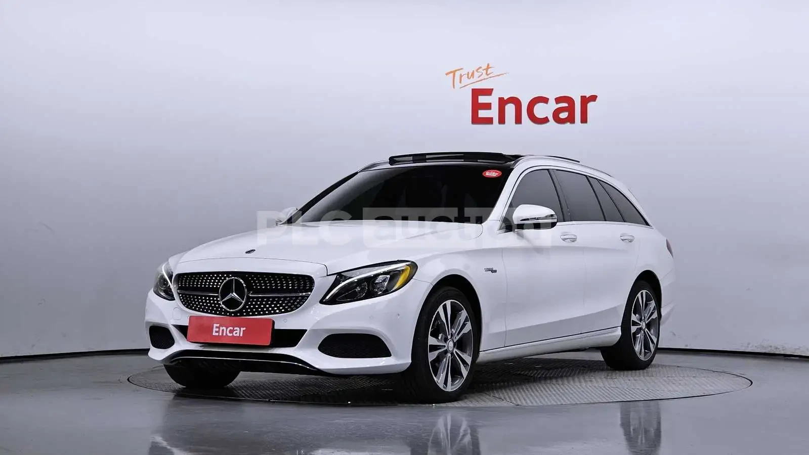 Mercedes-Benz C 220 d 4MATIC/HEAD UP/PANORAMA/360CAM/FULL | Auto.bg — изображение 1 Mercedes-Benz C 220 d 4MATIC/HEAD UP/PANORAMA/360CAM/FULL | Auto.bg — изображение 1
