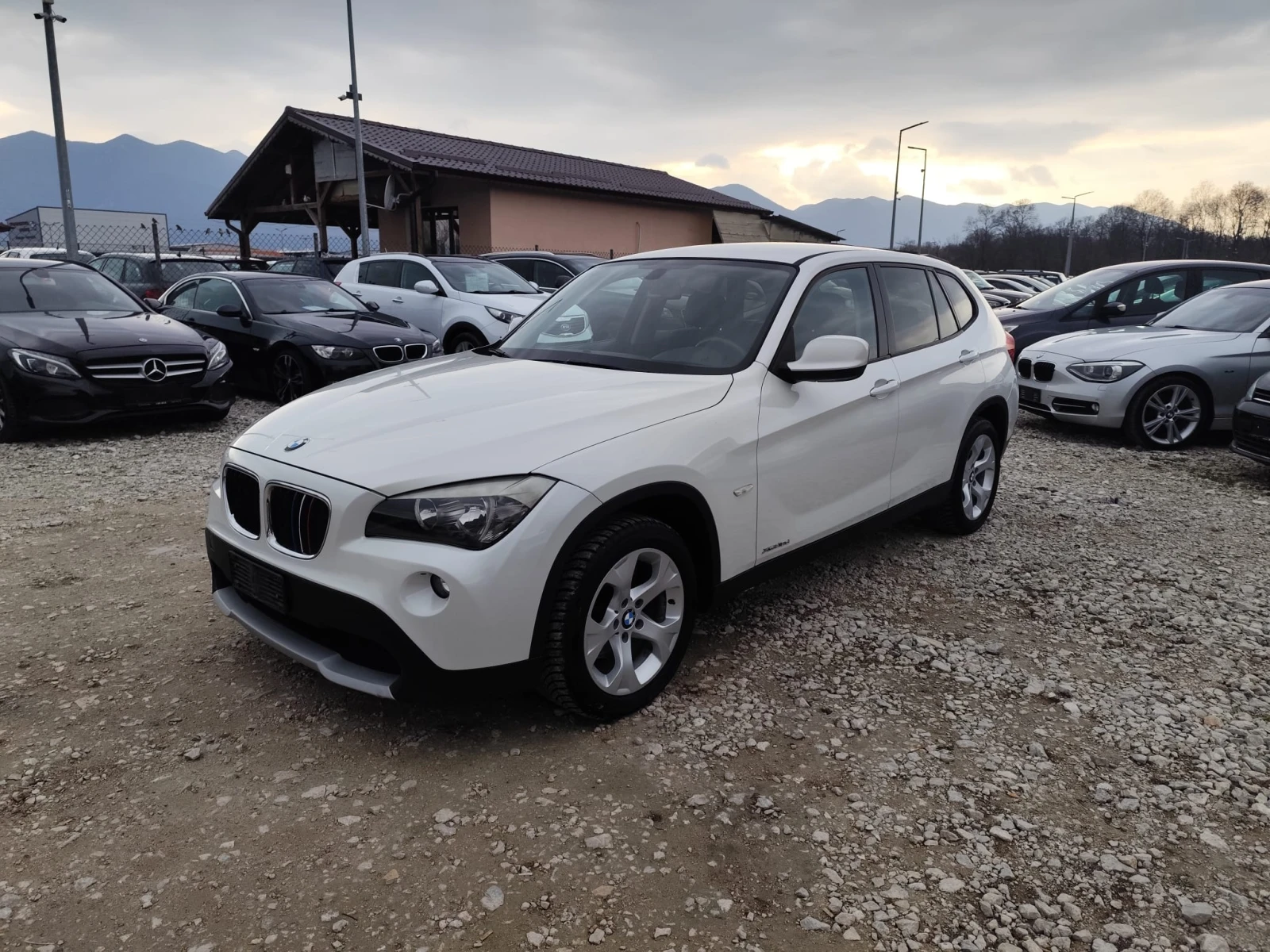 BMW X1 2.0 дизел Италия | Auto.bg — изображение 1 BMW X1 2.0 дизел Италия | Auto.bg — изображение 1