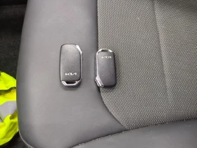 Kia EV6 Active 77kWh Leather LED Navi 100%SoH | Auto.bg — изображение 12 Kia EV6 Active 77kWh Leather LED Navi 100%SoH | Auto.bg — изображение 12