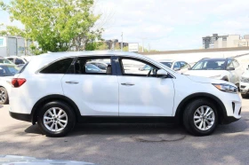 Kia Sorento LX | 4X4 | 7 МЕСТА | CARPLAY | ЦЕНА ДО БГ | Auto.bg — изображение 8 Kia Sorento LX | 4X4 | 7 МЕСТА | CARPLAY | ЦЕНА ДО БГ | Auto.bg — изображение 8