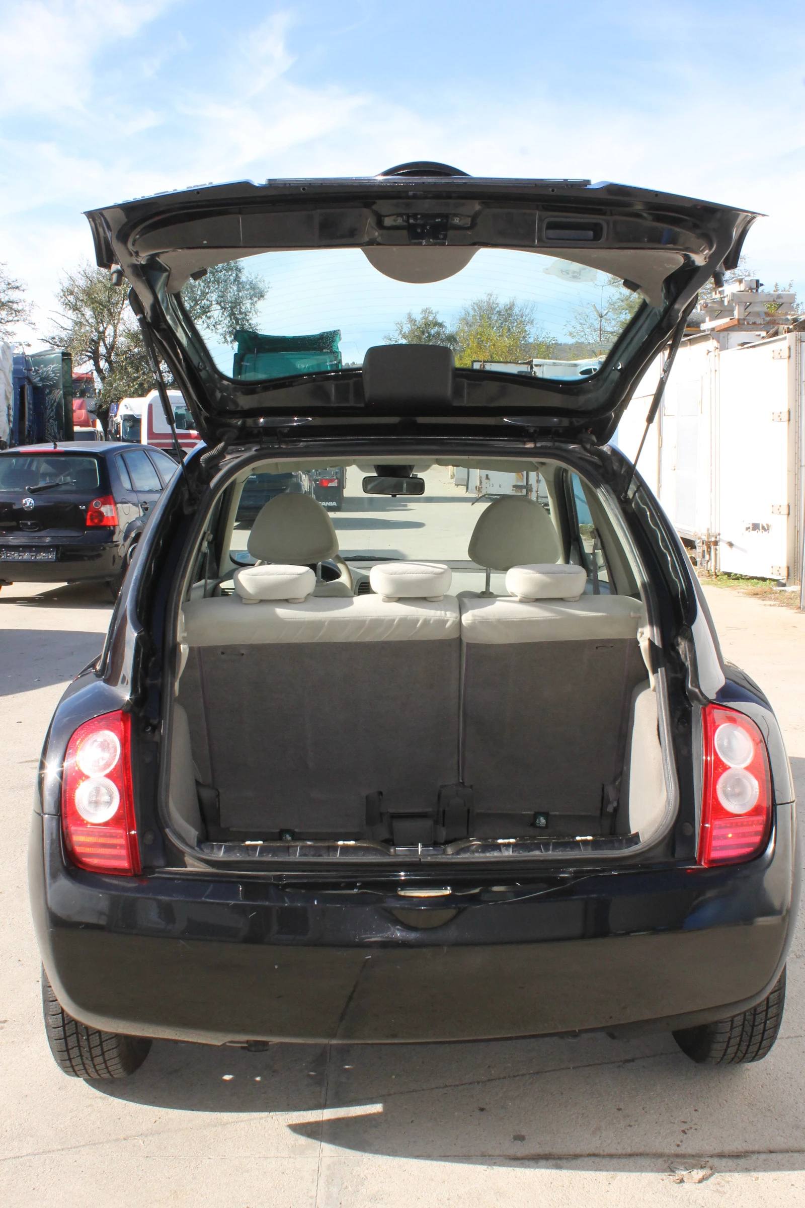 Nissan Micra 120000км., НОВ ВНОС, ИТАЛИЯ - изображение 8 | Auto.bg Nissan Micra 120000км., НОВ ВНОС, ИТАЛИЯ - изображение 8