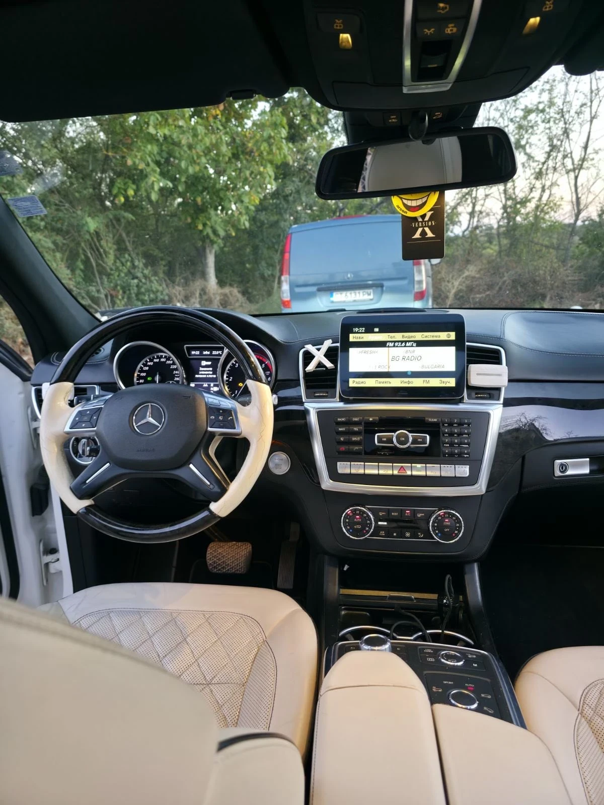 Mercedes-Benz ML 350  4MAT#AMG#DESIGNO#TV#DISTRONIK#OBDUHVANE - изображение 7 | Auto.bg Mercedes-Benz ML 350  4MAT#AMG#DESIGNO#TV#DISTRONIK#OBDUHVANE - изображение 7