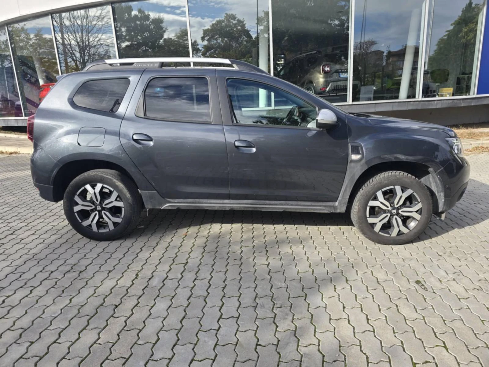 Dacia Duster 1.0 ECO G - изображение 3 | Auto.bg Dacia Duster 1.0 ECO G - изображение 3