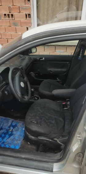 VW Golf - 400 € / 782.33 лв. - 63000375 6 | Car24.bg VW Golf - 400 € / 782.33 лв. - 63000375 6