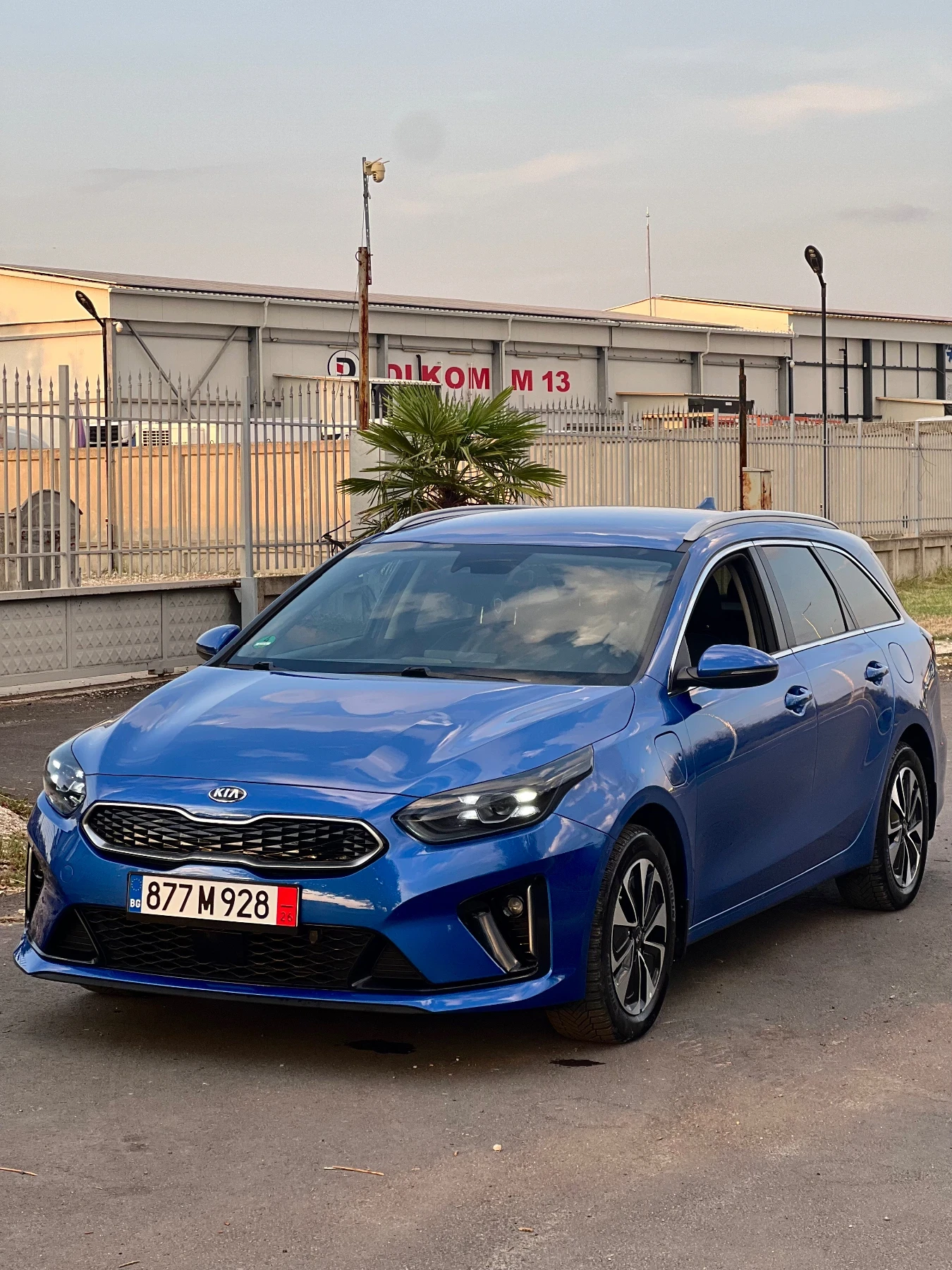 Kia Ceed 1.6 GDI PLUG IN HYBRID DYNAMIC | Auto.bg — изображение 1 Kia Ceed 1.6 GDI PLUG IN HYBRID DYNAMIC | Auto.bg — изображение 1