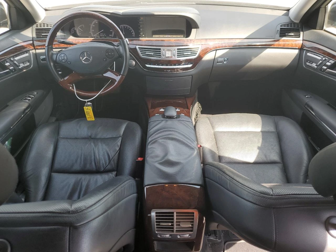 Mercedes-Benz S 500 4MATIC* KEYLESS* ОБДУХВАНЕ* ПОДГРЕВ*  - изображение 8 | Auto.bg Mercedes-Benz S 500 4MATIC* KEYLESS* ОБДУХВАНЕ* ПОДГРЕВ*  - изображение 8