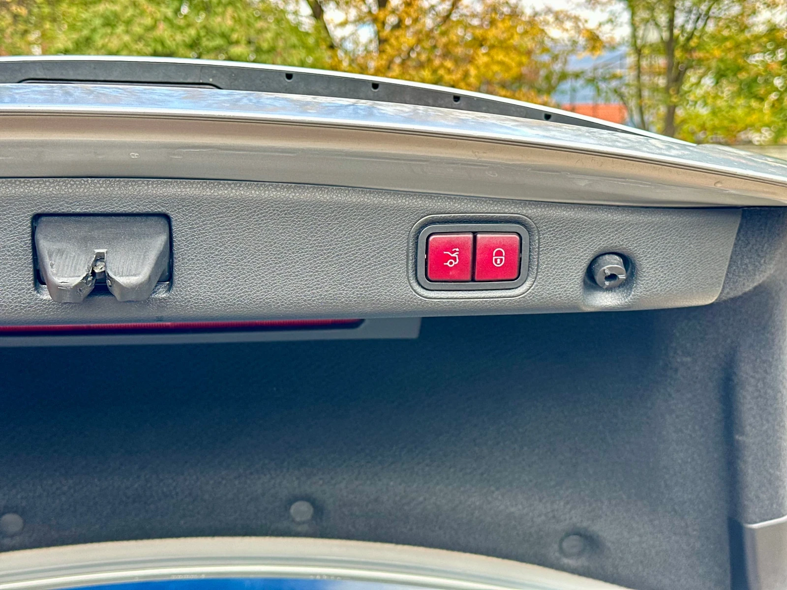 Mercedes-Benz E 220 d 9G AMG Line - изображение 9 | Auto.bg Mercedes-Benz E 220 d 9G AMG Line - изображение 9