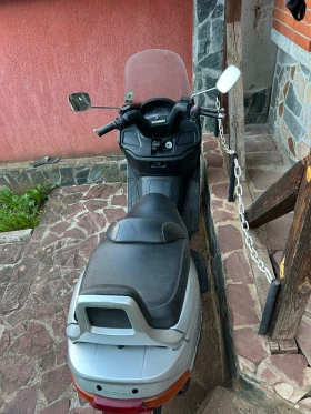 Suzuki Burgman 400