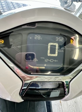 Honda Sh 350i LED/ABS/TC 2021г. | Auto.bg — изображение 2 Honda Sh 350i LED/ABS/TC 2021г. | Auto.bg — изображение 2