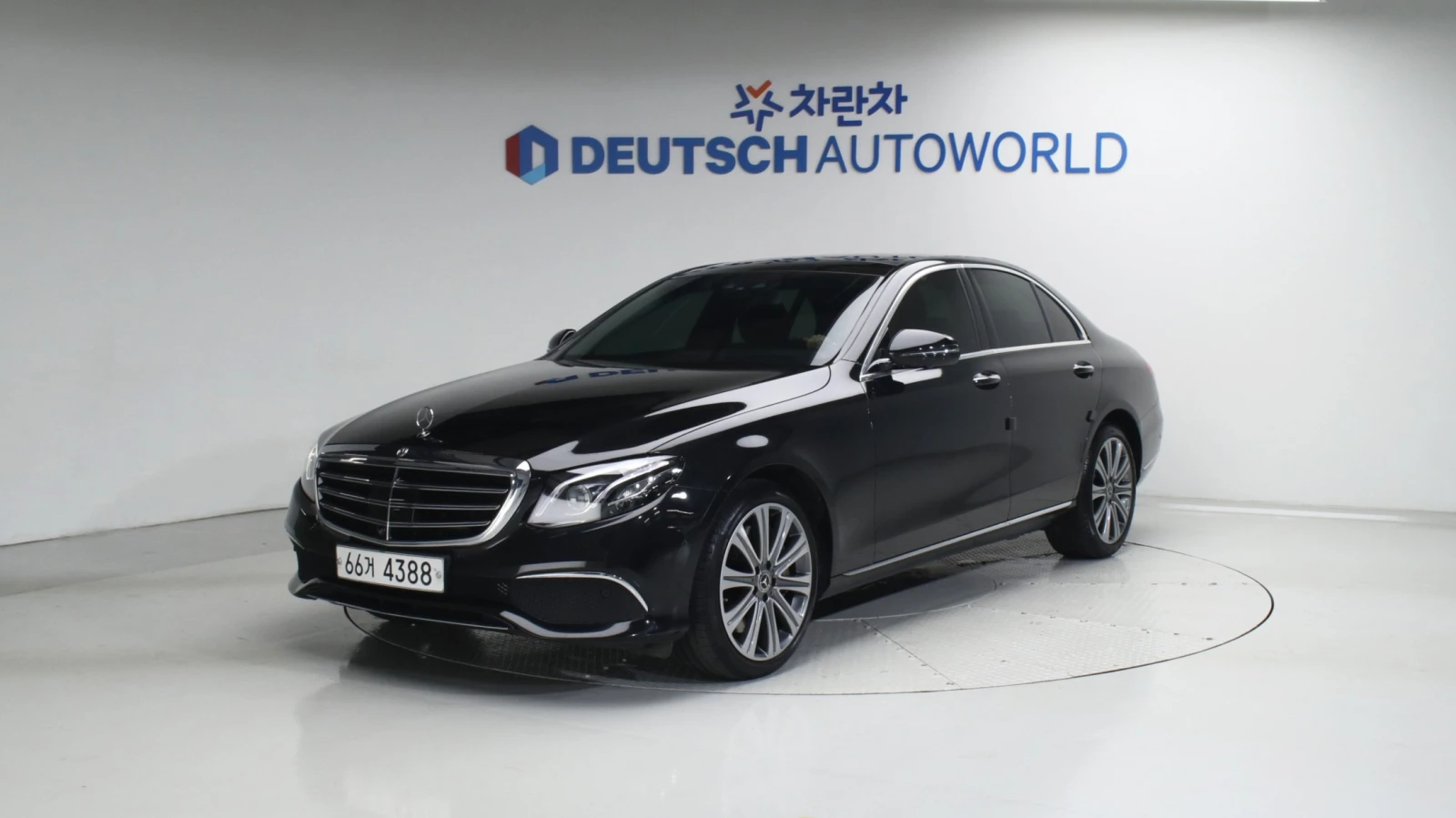 Mercedes-Benz E 400 4Matic Exclusive * FULL | Auto.bg — изображение 1 Mercedes-Benz E 400 4Matic Exclusive * FULL | Auto.bg — изображение 1