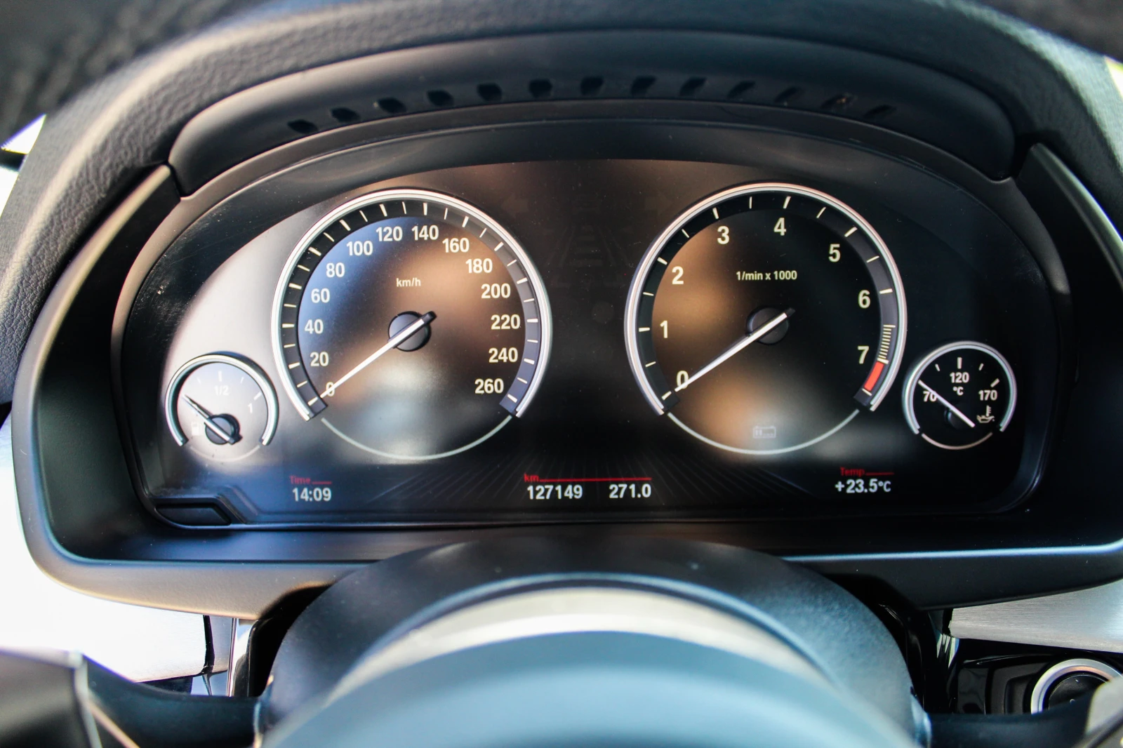 BMW X5 40e IPerformance M - изображение 10 | Auto.bg BMW X5 40e IPerformance M - изображение 10