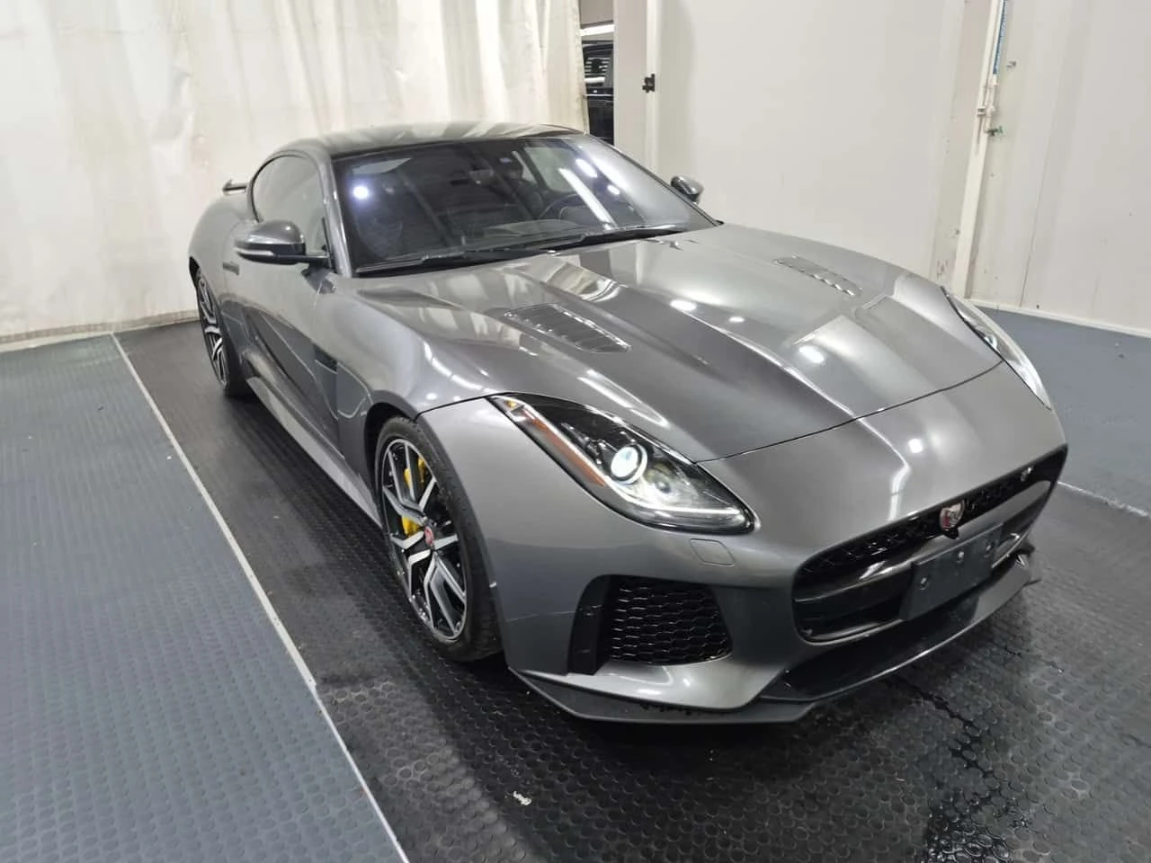 Jaguar F-Type * SVR * CARFAX * Без инциденти * | Auto.bg — изображение 1 Jaguar F-Type * SVR * CARFAX * Без инциденти * | Auto.bg — изображение 1