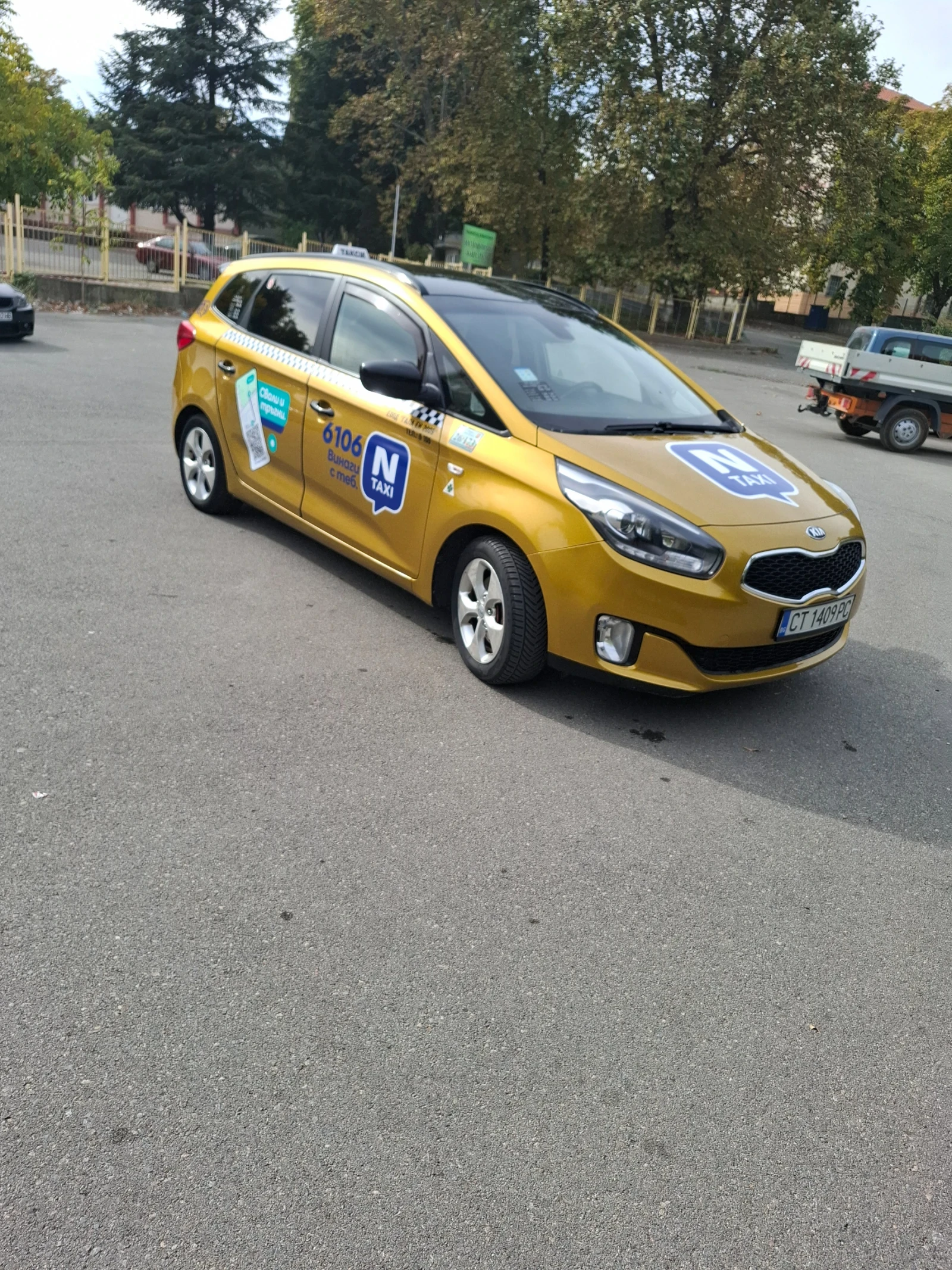 Kia Carens undefined | Auto.bg — изображение 1 Kia Carens undefined | Auto.bg — изображение 1