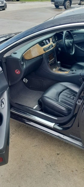 Mercedes-Benz CLS 350 - 4400 € / 8605.65 лв. - 78137938 7 | Car24.bg Mercedes-Benz CLS 350 - 4400 € / 8605.65 лв. - 78137938 7