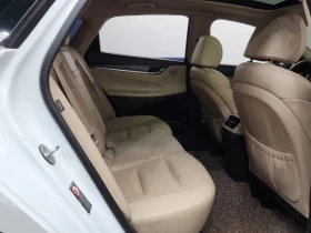 Hyundai Grandeur 2.2 Diesel Premium | Auto.bg — изображение 11 Hyundai Grandeur 2.2 Diesel Premium | Auto.bg — изображение 11