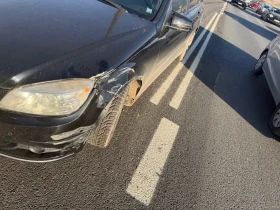 Mercedes-Benz C 220 undefined | Auto.bg — изображение 5 Mercedes-Benz C 220 undefined | Auto.bg — изображение 5