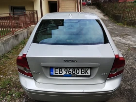 Volvo S40 2.0D - 2000 € - 12135692 12 | Car24.bg Volvo S40 2.0D - 2000 € - 12135692 12