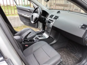 Volvo S40 2.0D - 2000 € - 12135692 4 | Car24.bg Volvo S40 2.0D - 2000 € - 12135692 4
