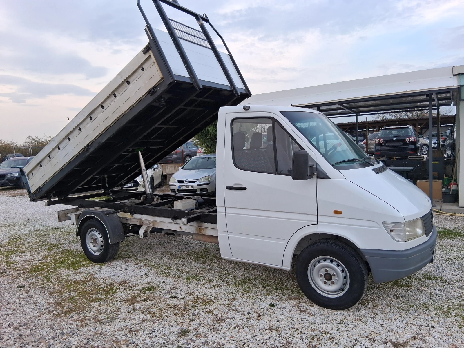 Mercedes-Benz Sprinter 312 312 тристранен самосвал - изображение 2 | Auto.bg Mercedes-Benz Sprinter 312 312 тристранен самосвал - изображение 2