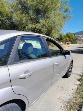 Ford Focus undefined | Auto.bg — изображение 7 Ford Focus undefined | Auto.bg — изображение 7