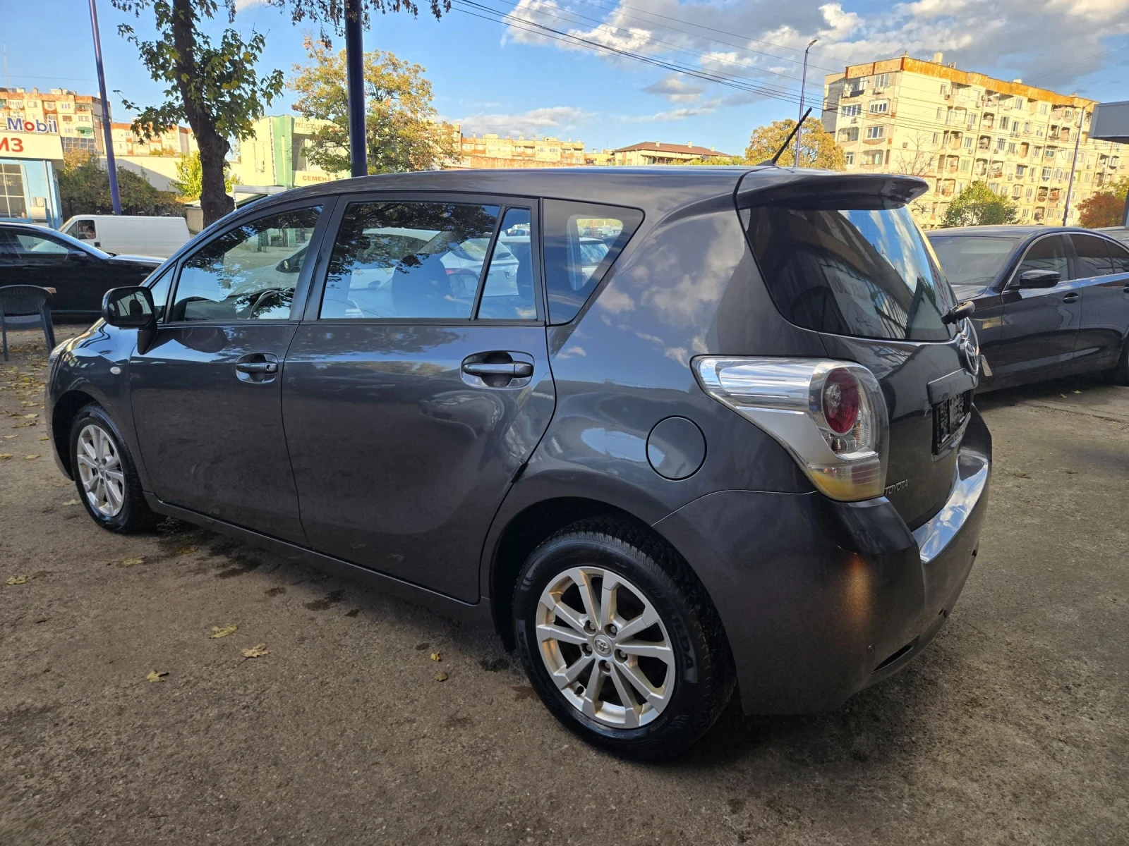 Toyota Verso  - изображение 4 | Auto.bg Toyota Verso  - изображение 4
