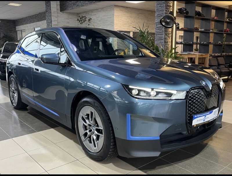 BMW iX 50 Harman HUD - 54000 € / 105614.82 лв. - 84824710 1 | Car24.bg BMW iX 50 Harman HUD - 54000 € / 105614.82 лв. - 84824710 1