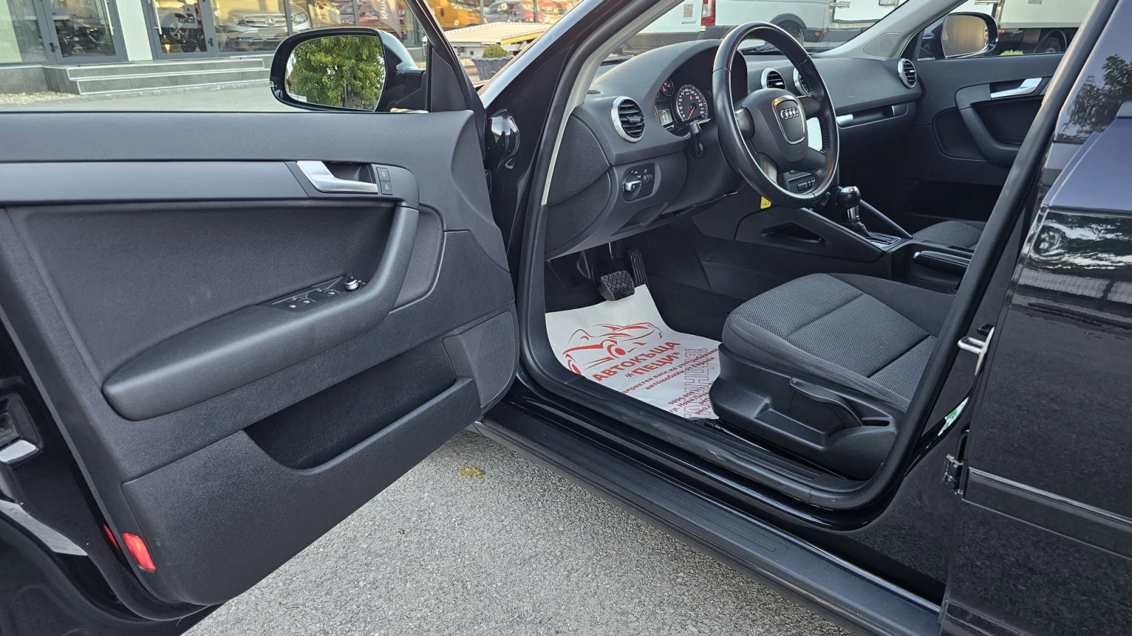 Audi A3 Sportback 1.4TFSi Face CH-ИСТОРИЯ-ТОП СЪСТ-ЛИЗИНГ - изображение 8 | Auto.bg Audi A3 Sportback 1.4TFSi Face CH-ИСТОРИЯ-ТОП СЪСТ-ЛИЗИНГ - изображение 8