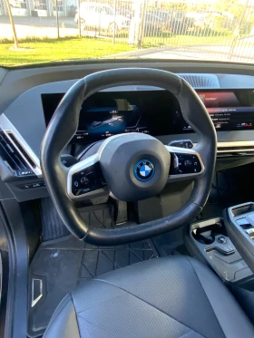 BMW iX Xdrive50* M-pack* 360* SKY LOUNGE* Soft close* H&K | Auto.bg — изображение 9 BMW iX Xdrive50* M-pack* 360* SKY LOUNGE* Soft close* H&K | Auto.bg — изображение 9