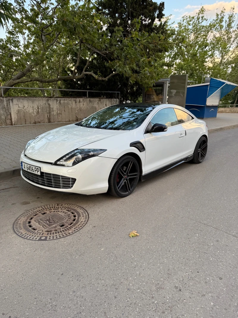Renault Laguna Coupe 2.0DCi - 7099 € / 13884.44 лв. - 31931259 1 | Car24.bg Renault Laguna Coupe 2.0DCi - 7099 € / 13884.44 лв. - 31931259 1