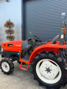 Трактор Kubota KL230 23кс. КАТО НОВ! | Auto.bg — изображение 7 Трактор Kubota KL230 23кс. КАТО НОВ! | Auto.bg — изображение 7