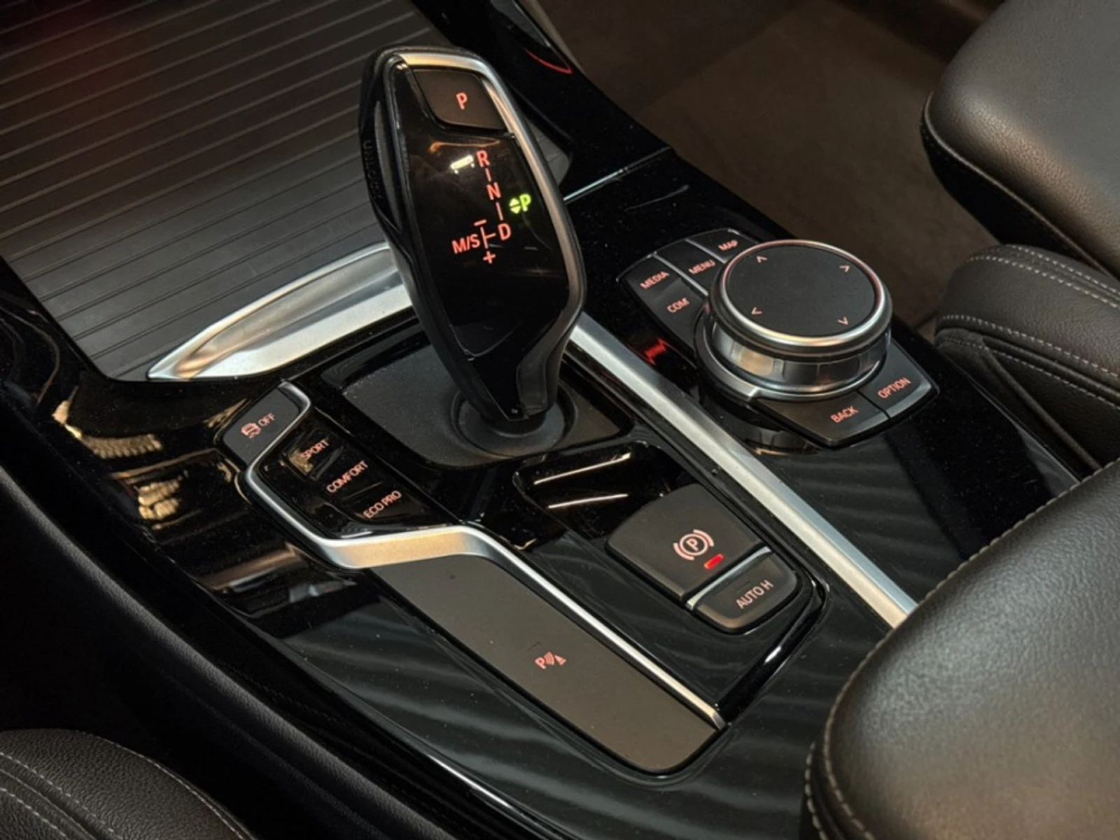 BMW X3 X3 18d Executive - изображение 10 | Auto.bg BMW X3 X3 18d Executive - изображение 10