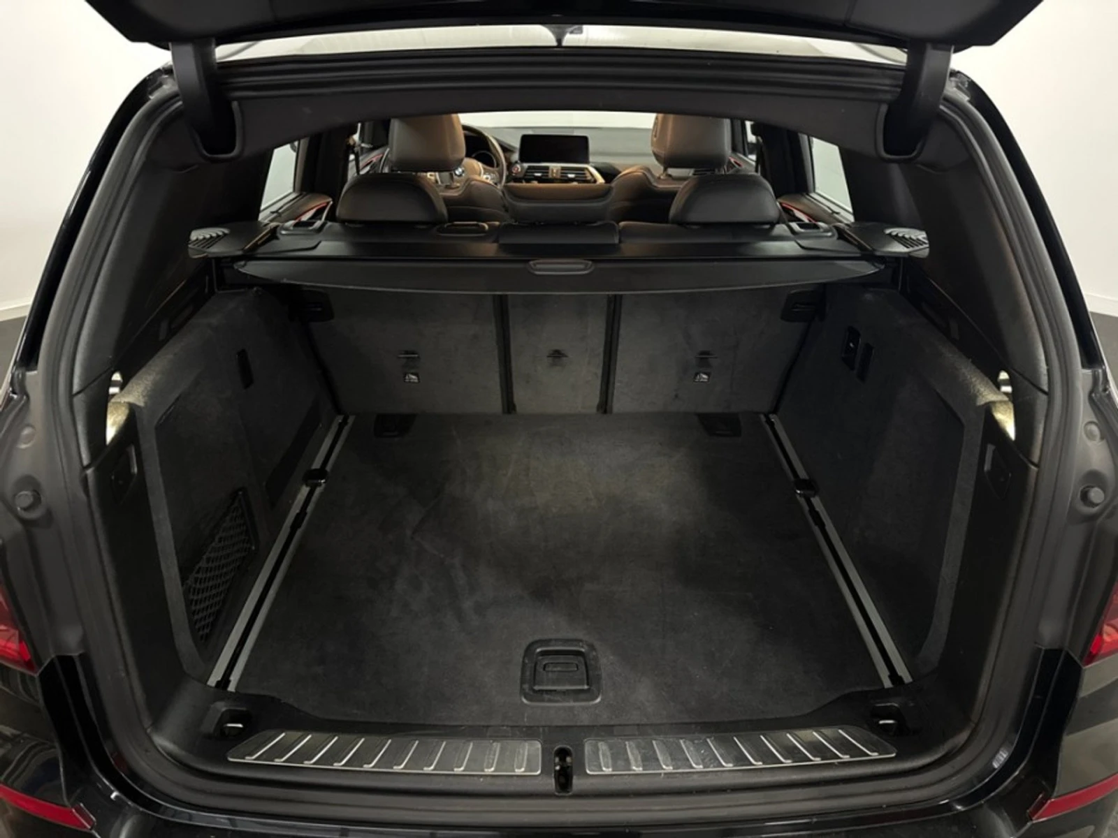 BMW X3 X3 18d Executive - изображение 5 | Auto.bg BMW X3 X3 18d Executive - изображение 5