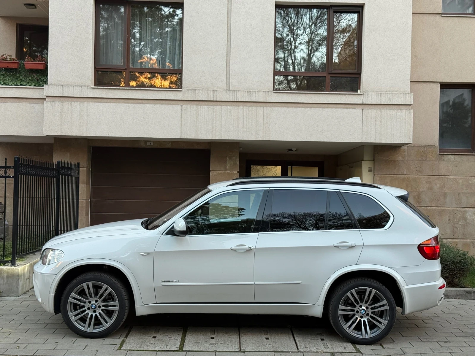 BMW X5 4.0d M-pack Швейцария - изображение 4 | Auto.bg BMW X5 4.0d M-pack Швейцария - изображение 4