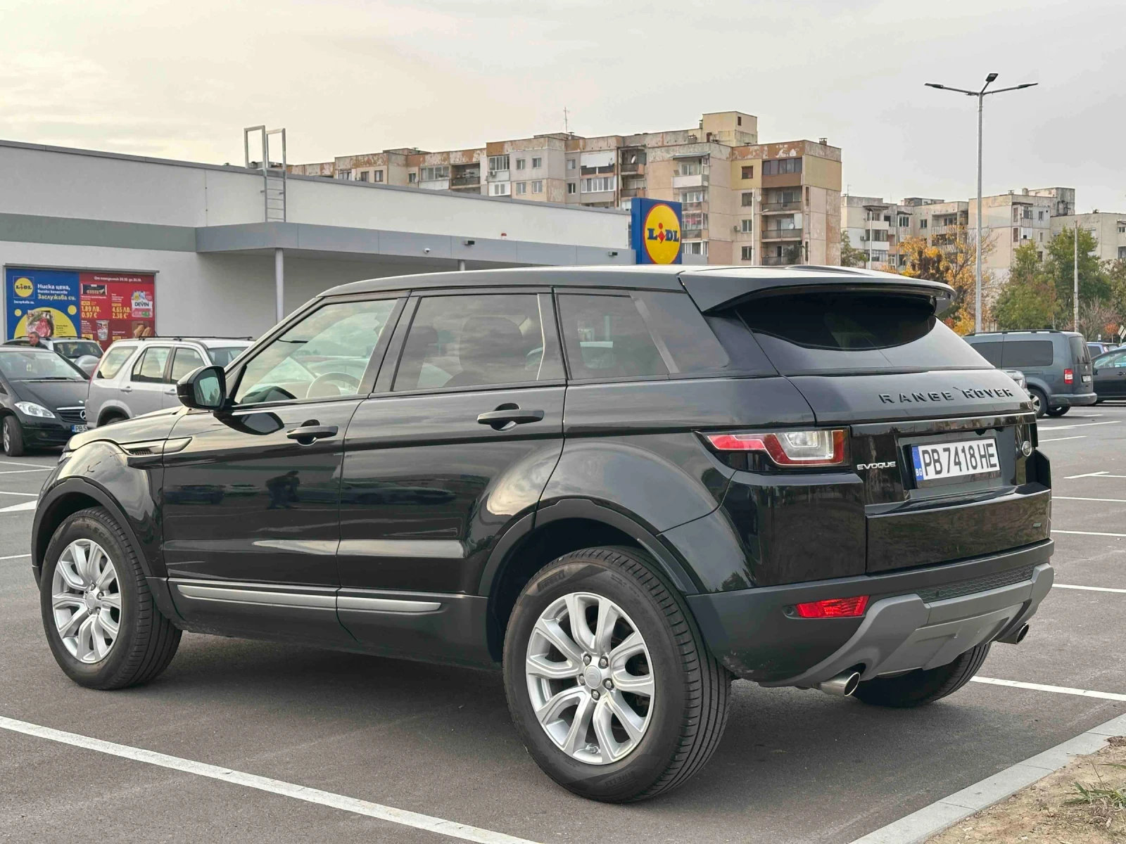 Land Rover Evoque 2.0 4x4 SWISS KEY LESS - изображение 4 | Auto.bg Land Rover Evoque 2.0 4x4 SWISS KEY LESS - изображение 4
