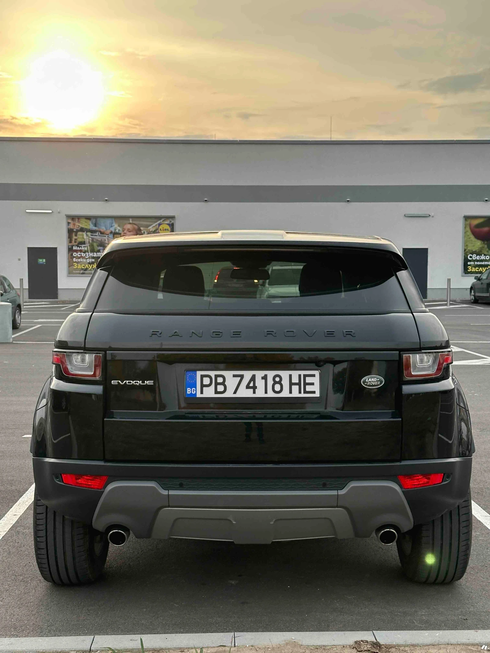 Land Rover Evoque 2.0 4x4 SWISS KEY LESS - изображение 6 | Auto.bg Land Rover Evoque 2.0 4x4 SWISS KEY LESS - изображение 6