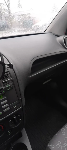 Ford Fiesta - 1600 € / 3129.33 лв. - 14109966 8 | Car24.bg Ford Fiesta - 1600 € / 3129.33 лв. - 14109966 8