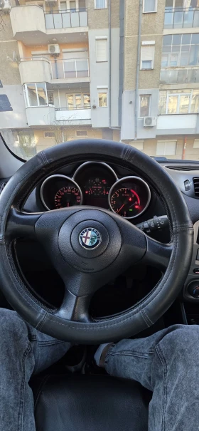 Alfa Romeo 147 - 1000 € / 1955.83 лв. - 28766920 7 | Car24.bg Alfa Romeo 147 - 1000 € / 1955.83 лв. - 28766920 7