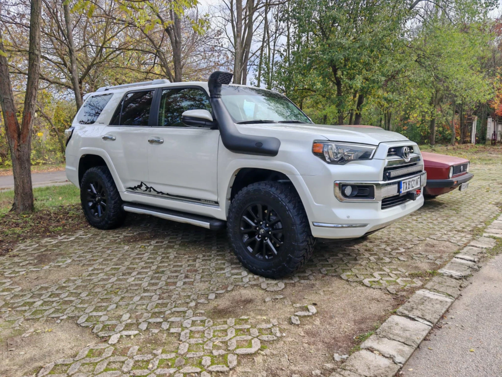 Toyota 4runner Limited 4.0V6 - изображение 2 | Auto.bg Toyota 4runner Limited 4.0V6 - изображение 2