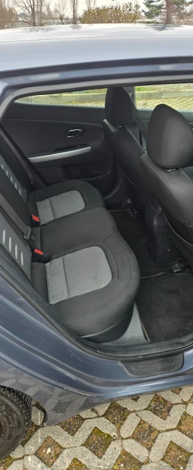 Kia Ceed - 6900 € / 13495.23 лв. - 27242260 6 | Car24.bg Kia Ceed - 6900 € / 13495.23 лв. - 27242260 6