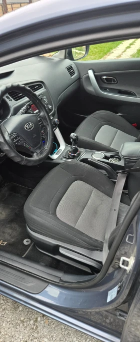 Kia Ceed - 6900 € / 13495.23 лв. - 27242260 5 | Car24.bg Kia Ceed - 6900 € / 13495.23 лв. - 27242260 5