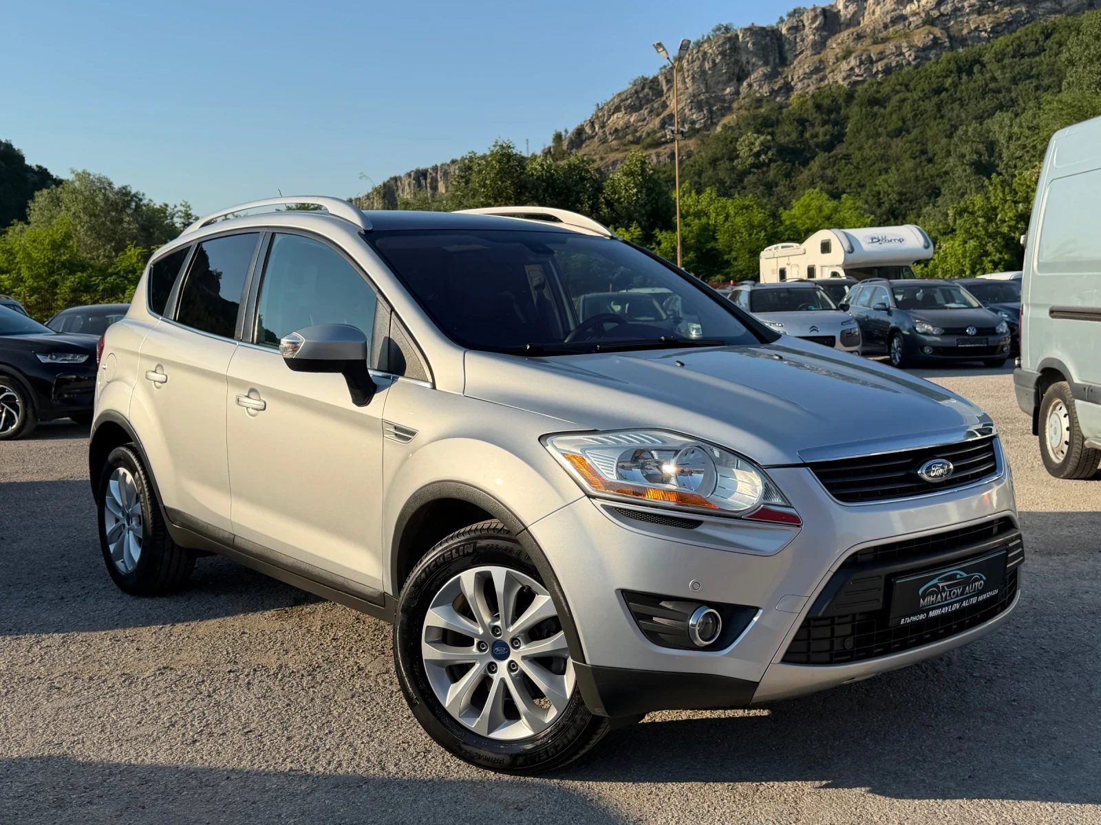 Ford Kuga 2.0TDCI 4x4/ПАНОРАМА/ЛЕТИ.ДЖ/ПЕРФ.СЪСТ | Auto.bg — изображение 1 Ford Kuga 2.0TDCI 4x4/ПАНОРАМА/ЛЕТИ.ДЖ/ПЕРФ.СЪСТ | Auto.bg — изображение 1